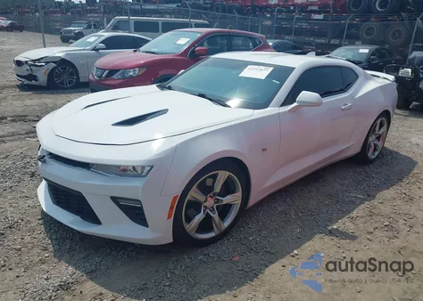 2017 Chevrolet Camaro 1Ss z USA, uszkodzony, nr VIN 1G1FF1R79H0121905